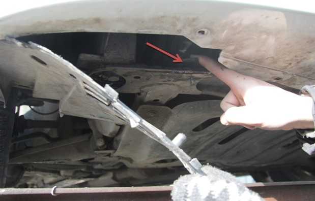 Снятие и установка бамперов на автомобиль, ремонт креплений обвесов