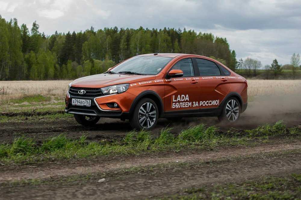 Lada xray или lada vesta - что лучше?