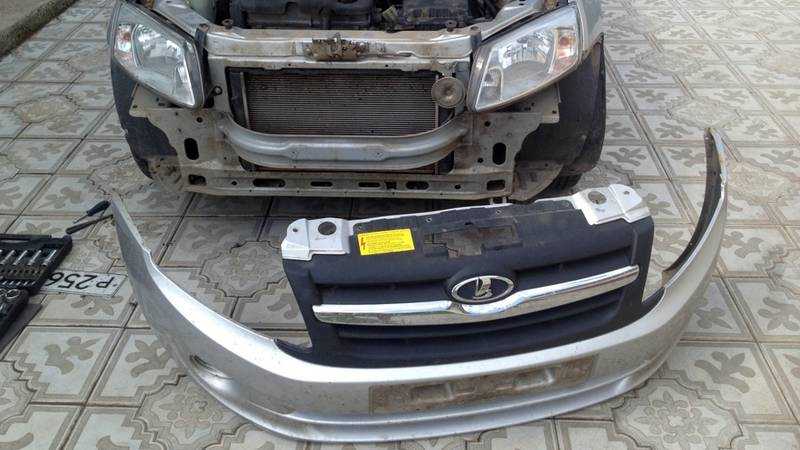 Как выполнить ремонт крепления бампера автомобиля