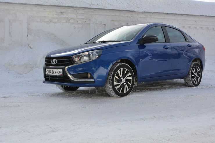 В конце 2019 года АвтоВАЗ представил обновленное семейство Lada Vesta с двигателем Renault-Nissan и бесступенчатой трансмиссией Jatco (CVT или вариатор) Основная масса владельцев этого автомобиля довольны покупкой однако у некоторых возникают вопросы по р