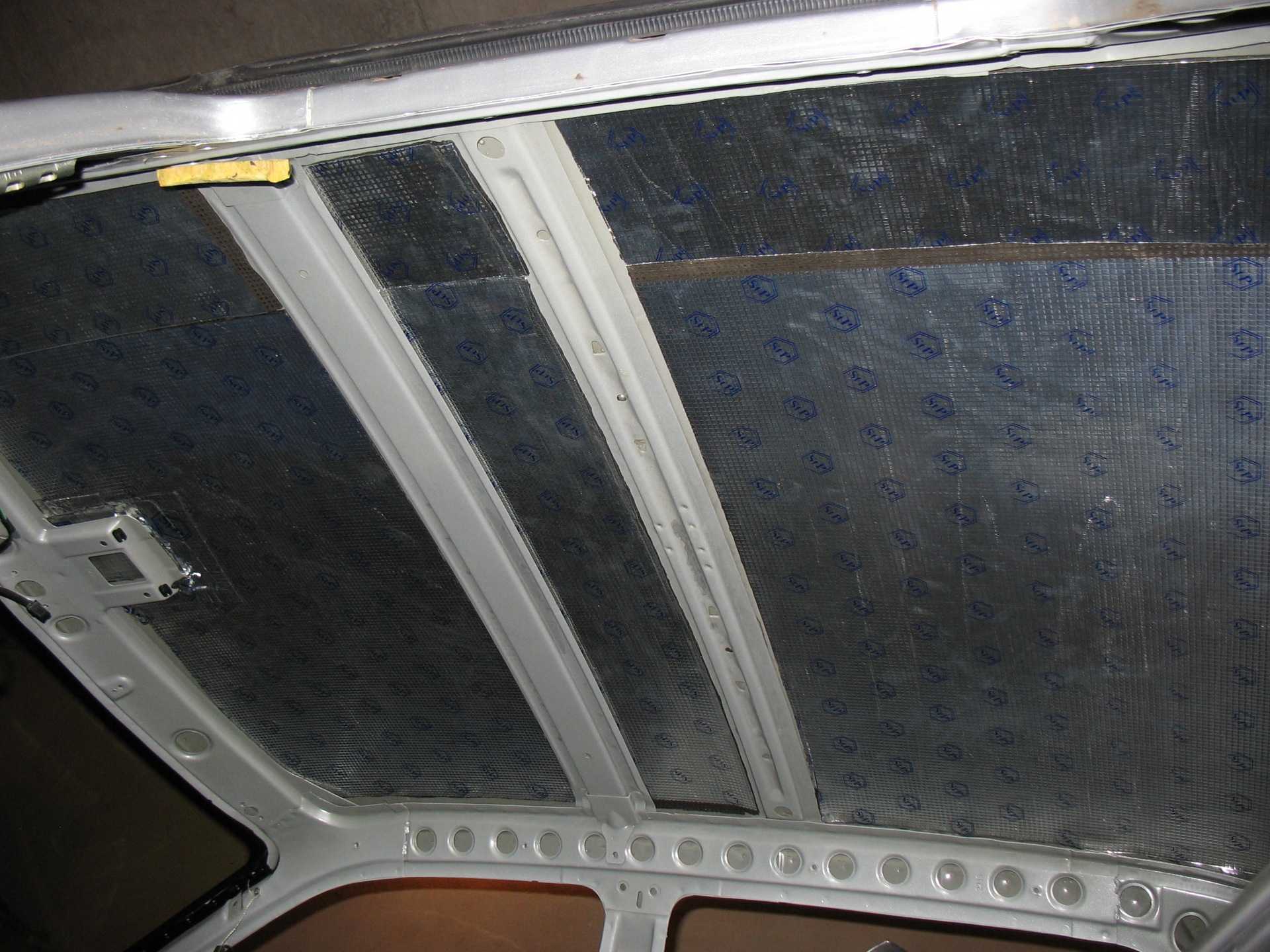Шумоизоляция крыши автомобиля входит в комплекс действий по снижению шума в салоне