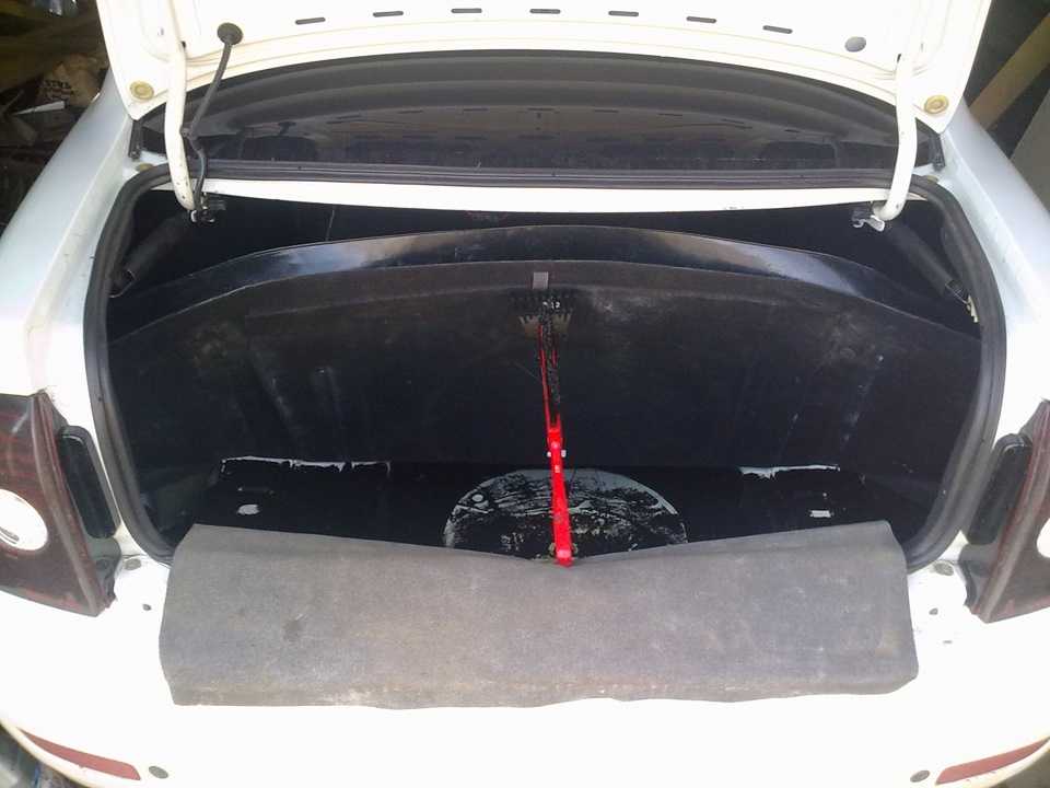 Как отрегулировать крышку багажника на гранте седан