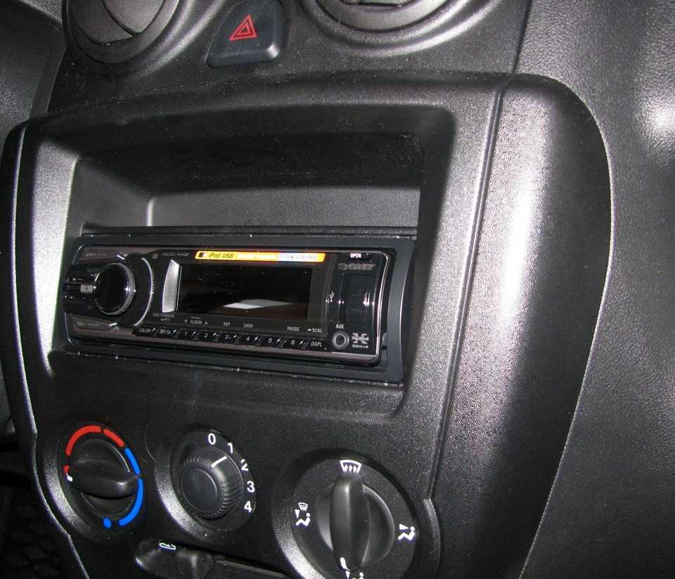 Как включить блютуз в автомобиле. громкая связь в машине: как сделать, как подключить, как настроить? установка bluetooth модуля