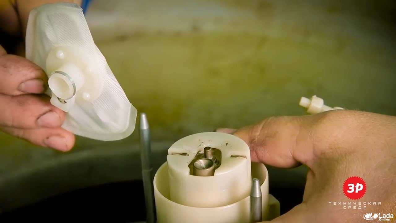 Не работает бензонасос на лада гранта. как заменить топливный фильтр лада калина своими руками. установка новой сеточки бензонасоса