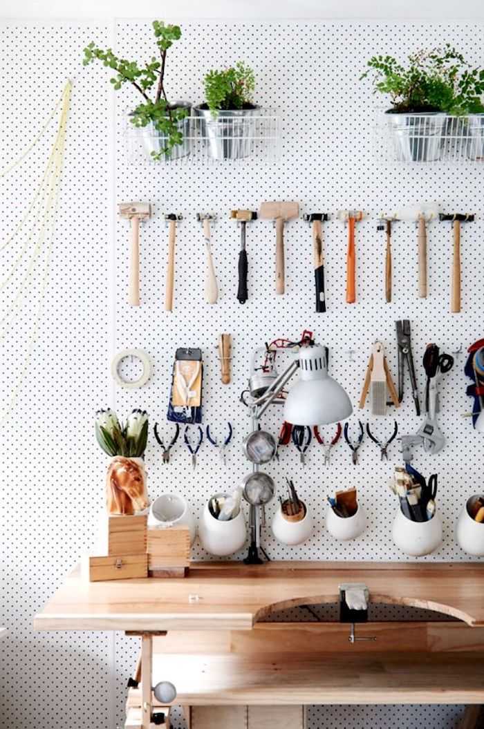 17 гениальных идей, которые помогут навести порядок в гараже